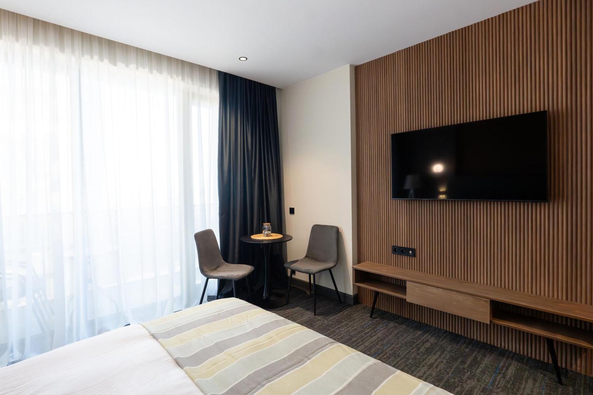 Nova Luxe Hotel & Residences Batumi Room photo