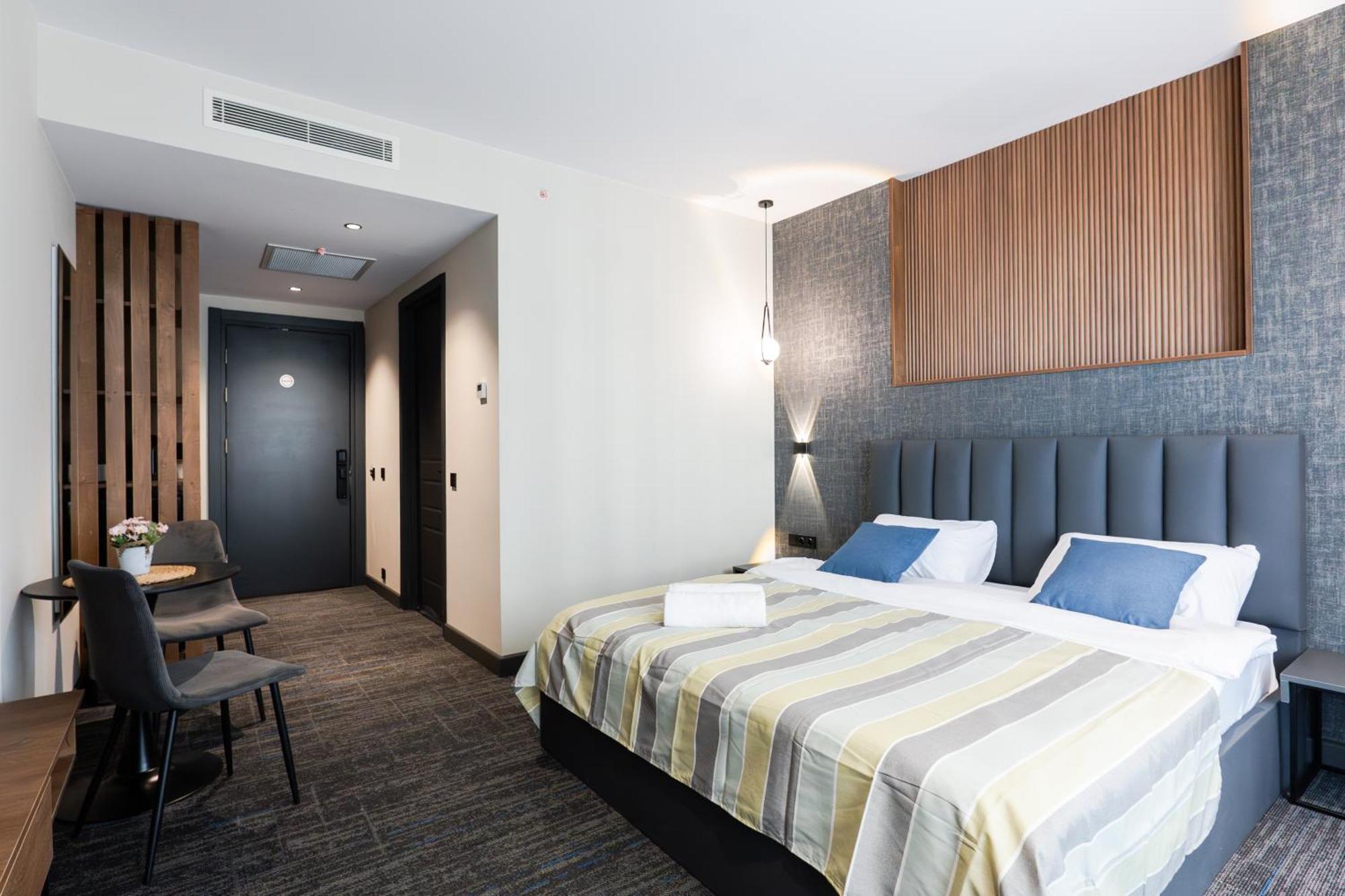 Nova Luxe Hotel & Residences Batumi Exterior photo